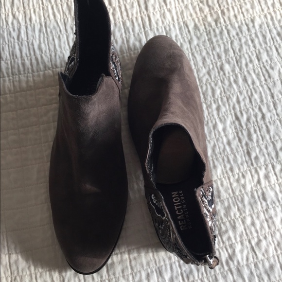 NWT Kenneth Cole suede boot w/ankle embellishment - Picture 8 of 13